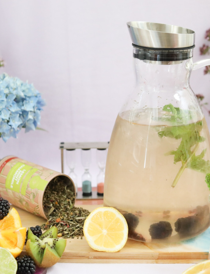 How to Make the Best Iced Tea With a Glass Tea Pitcher