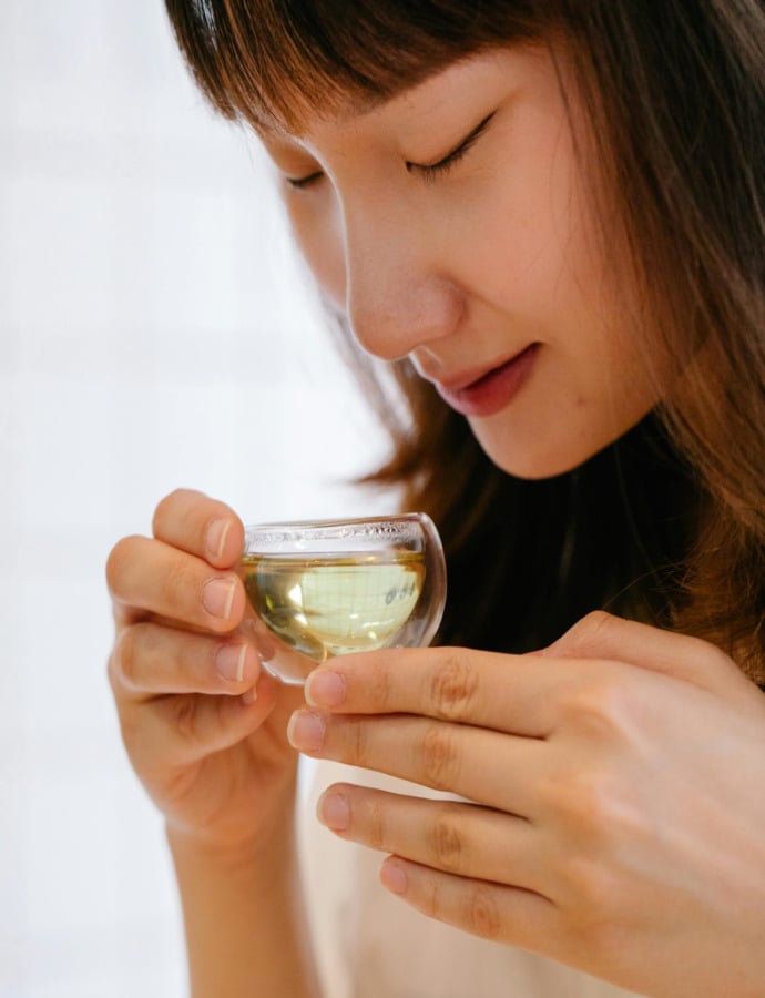 Who Are Tea Sommeliers And What Do They Do?