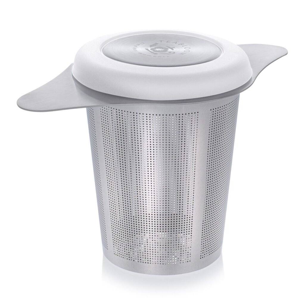 A universal stainless steel tea infuser for tea connoisseurs.